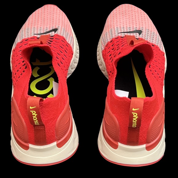 Nike React Phantom Run Flyknit 2 - Picture 3 of 6